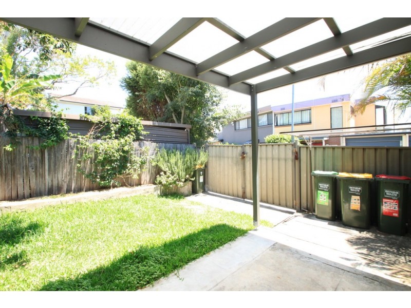 84 Station Street, Tempe NSW 2044