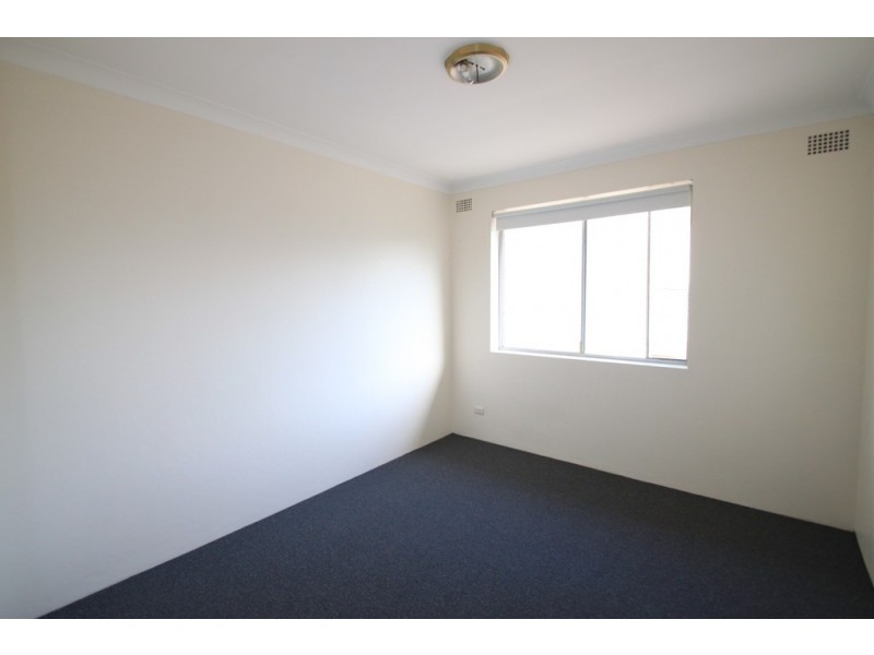 5/7 Mons Street, Canterbury NSW 2193