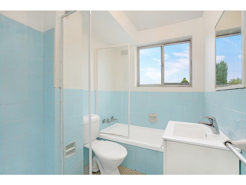 9/38A Ewart Street, Marrickville NSW 2204