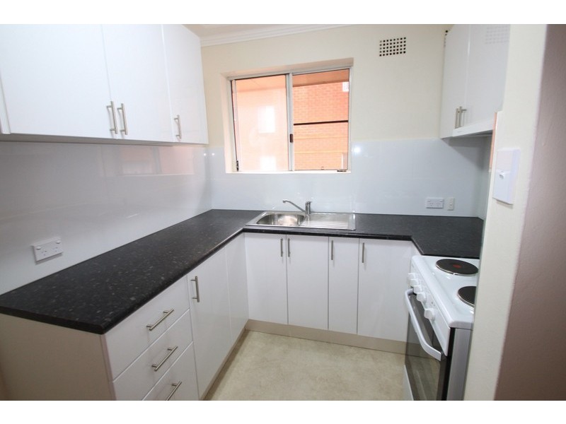 6/52 Crinan Street, Hurlstone Park NSW 2193