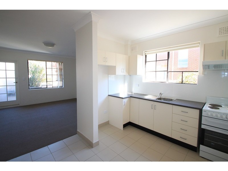 3/10 Rome Street, Canterbury NSW 2193
