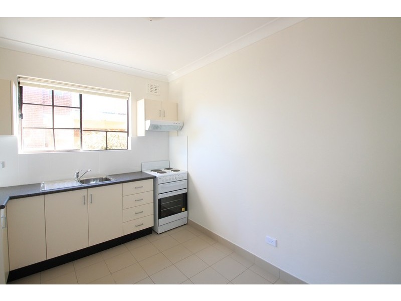 3/10 Rome Street, Canterbury NSW 2193