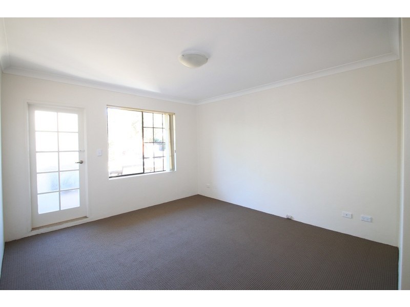 3/10 Rome Street, Canterbury NSW 2193