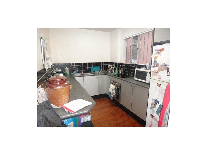 8/18A Ewart Street, Marrickville NSW 2204