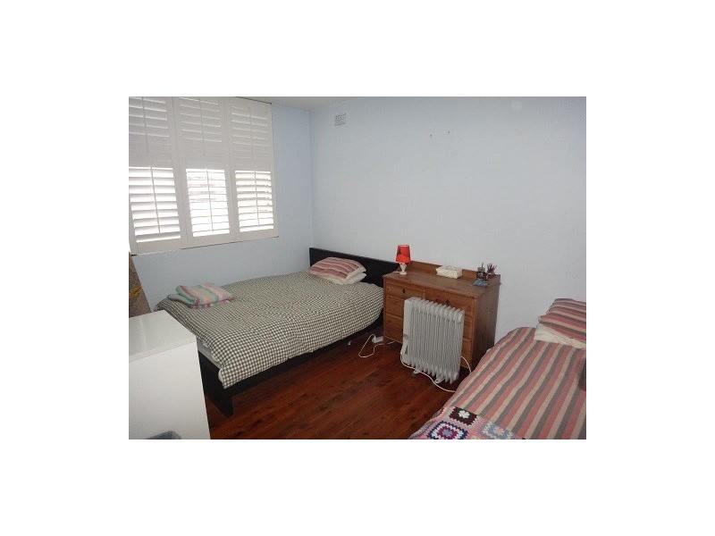 8/18A Ewart Street, Marrickville NSW 2204