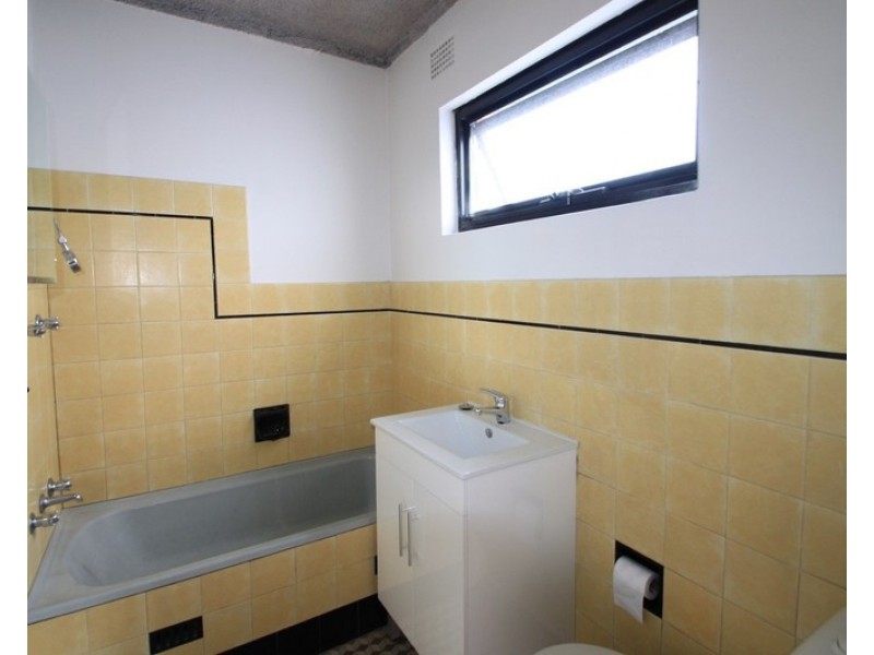 4/14 Myee Street, Lakemba NSW 2195