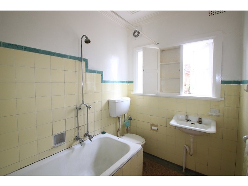 2/144 Ewart Street, Dulwich Hill NSW 2203