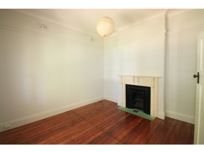 11 Keir Avenue, Hurlstone Park NSW 2193