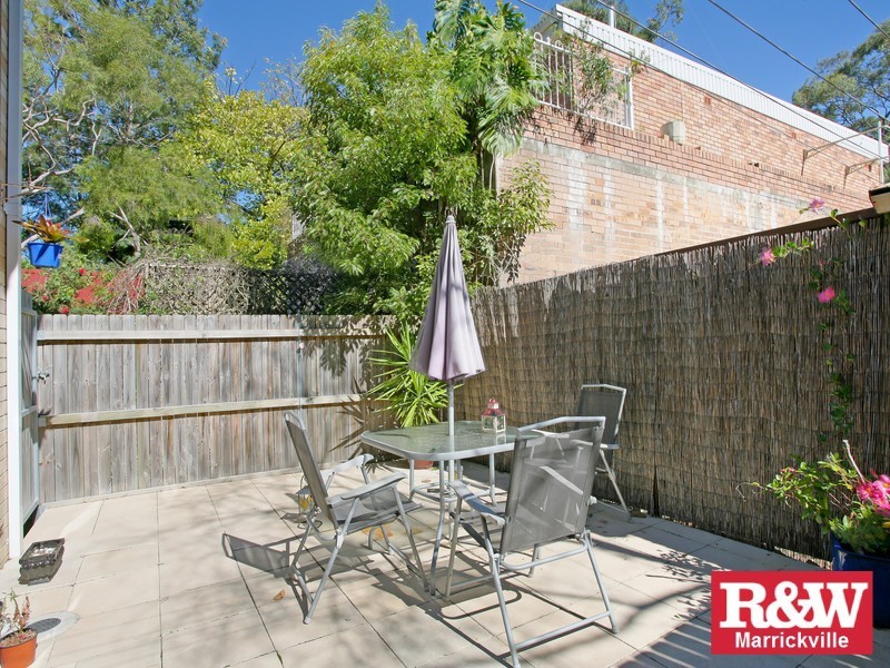 22/74 Floss Street, Hurlstone Park NSW 2193