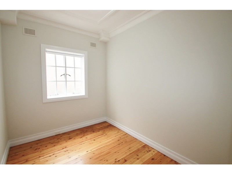 1/70 Ewart Street, Marrickville NSW 2204