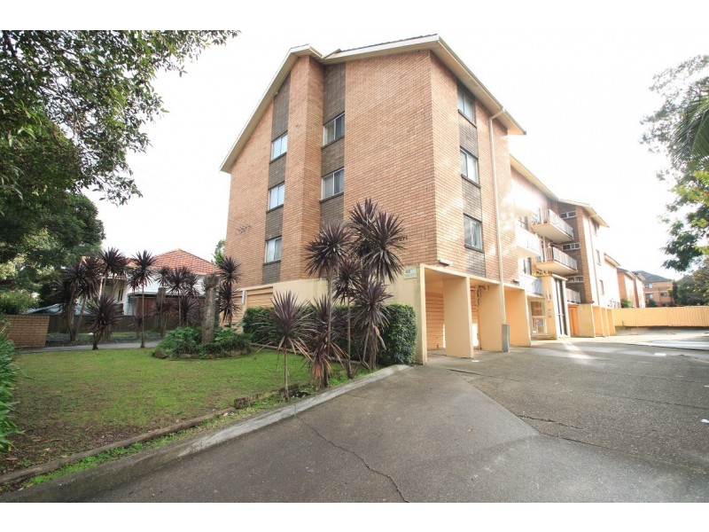 10/11-13 Tavistock Road, Homebush West NSW 2140