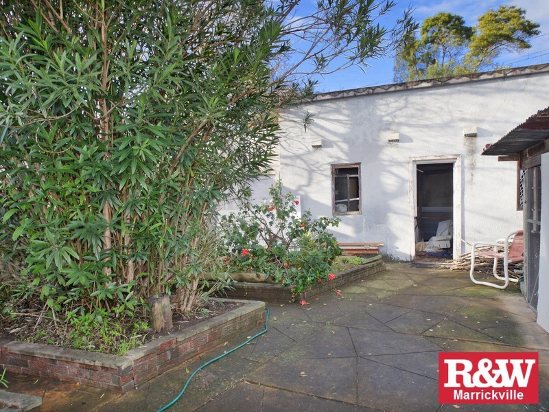 4 Bellombi Street, Campsie NSW 2194