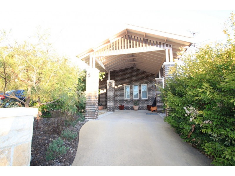 4B Alfred Street, Marrickville NSW 2204