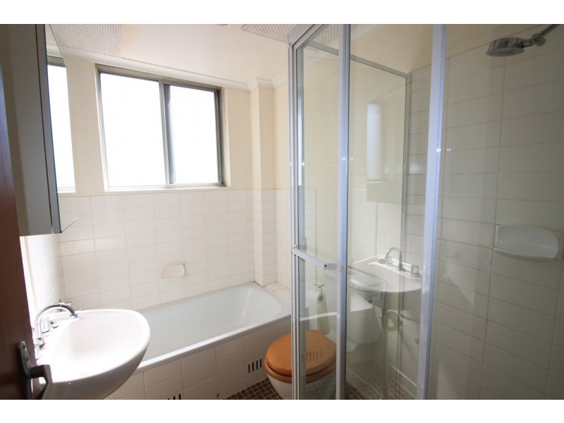 15/3-5 Riverside Crescent, Marrickville NSW 2204