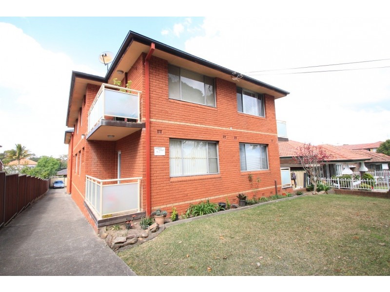 8/4 Campbell Street, Punchbowl NSW 2196