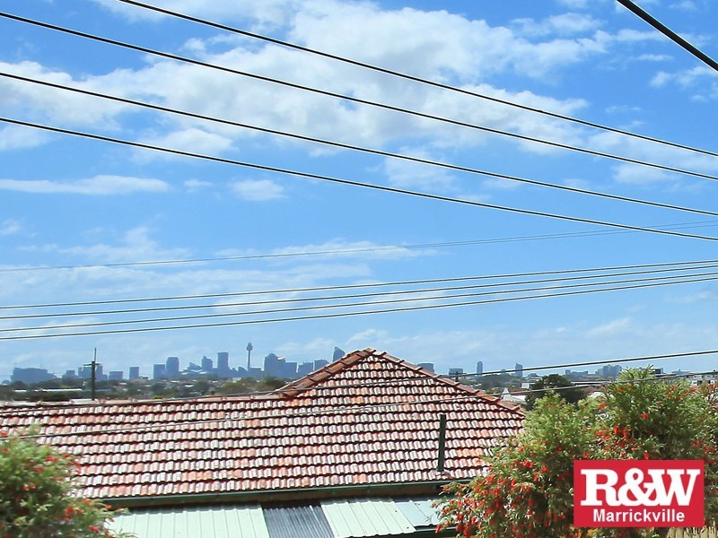 2/18 Schwebel Street, Marrickville NSW 2204