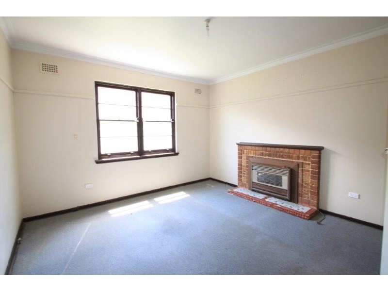 35 Vicliffe Avenue, Campsie NSW 2194