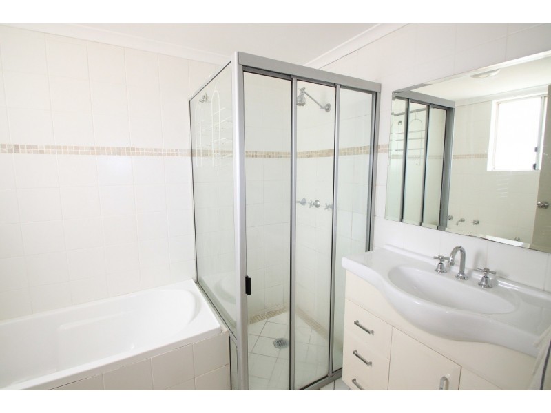 8/2-6 Schwebel Street, Marrickville NSW 2204