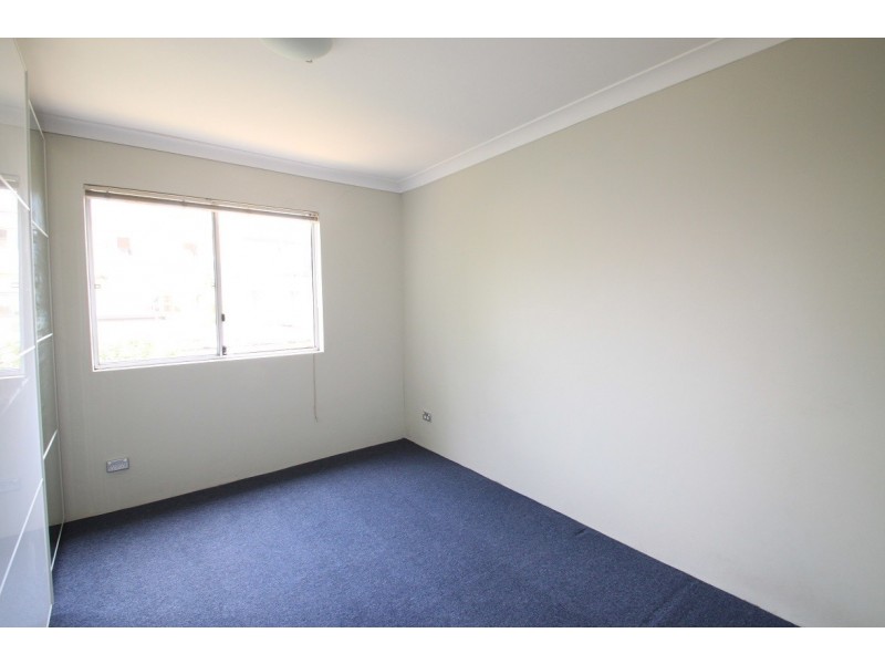 8/2-6 Schwebel Street, Marrickville NSW 2204