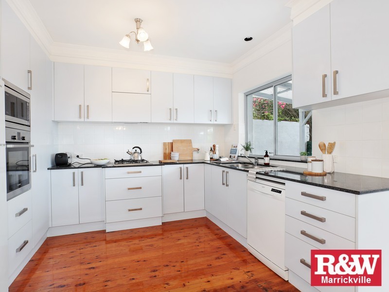 31 Dixson Avenue, Dulwich Hill NSW 2203