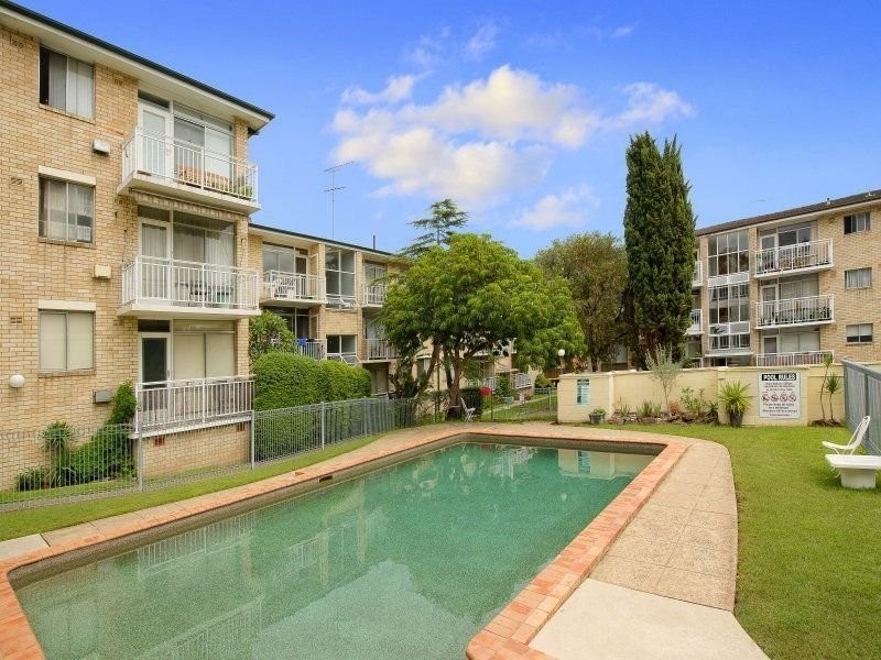 2/38B Ewart Street, Marrickville NSW 2204