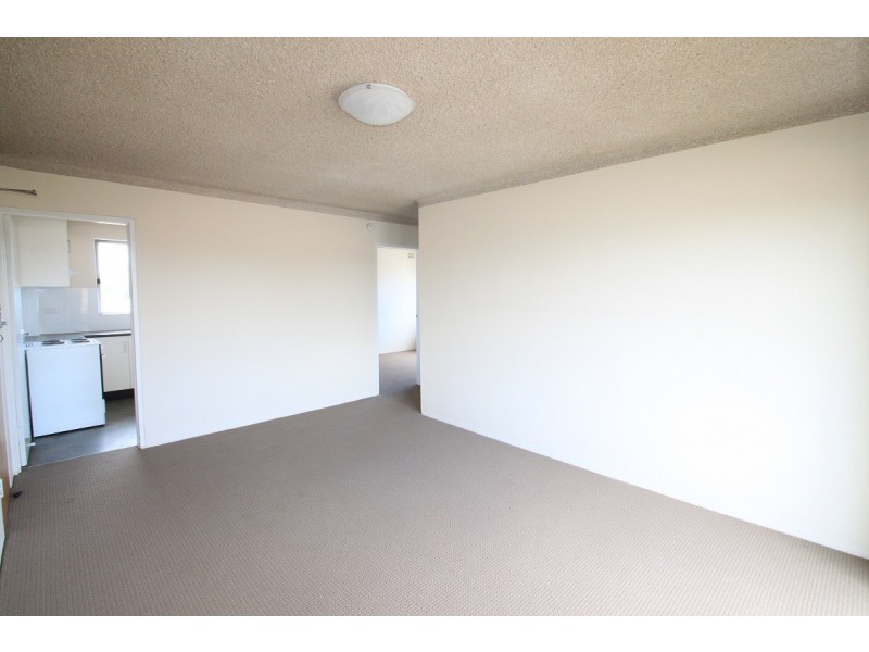 8/26 Myers Street, Roselands NSW 2196