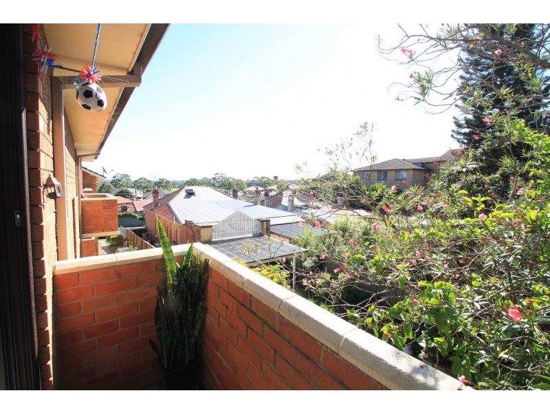 10/23 Jeffrey Street, Canterbury NSW 2193