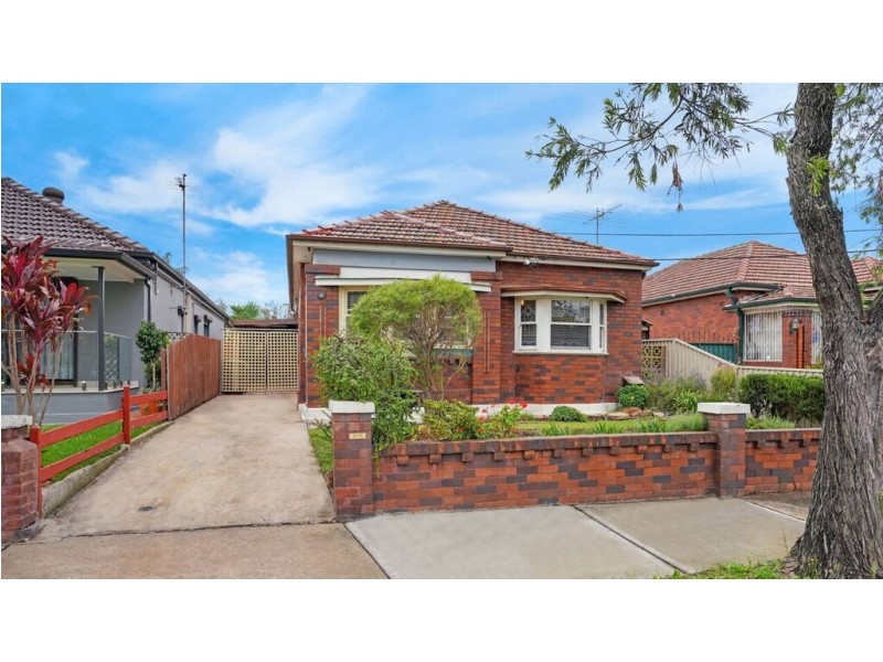 16 Gornall Avenue, Earlwood NSW 2206
