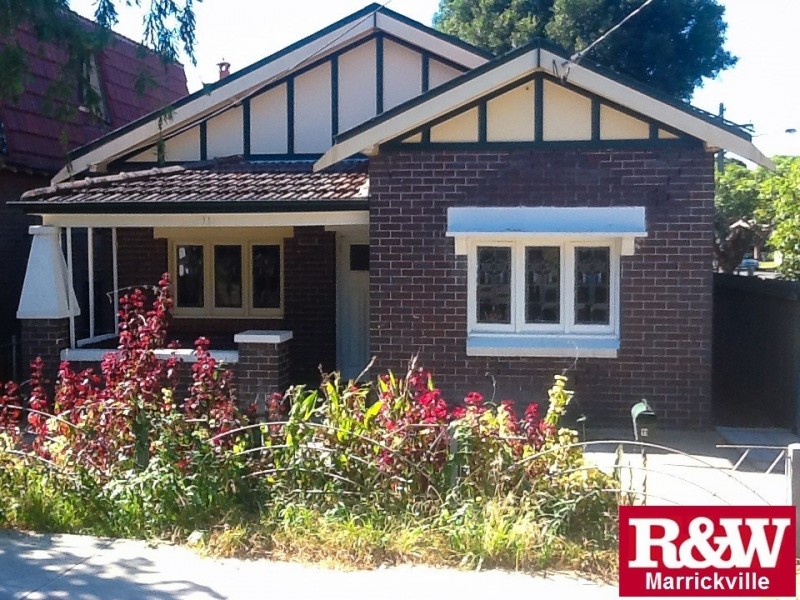 11 Lincoln Street, Campsie NSW 2194