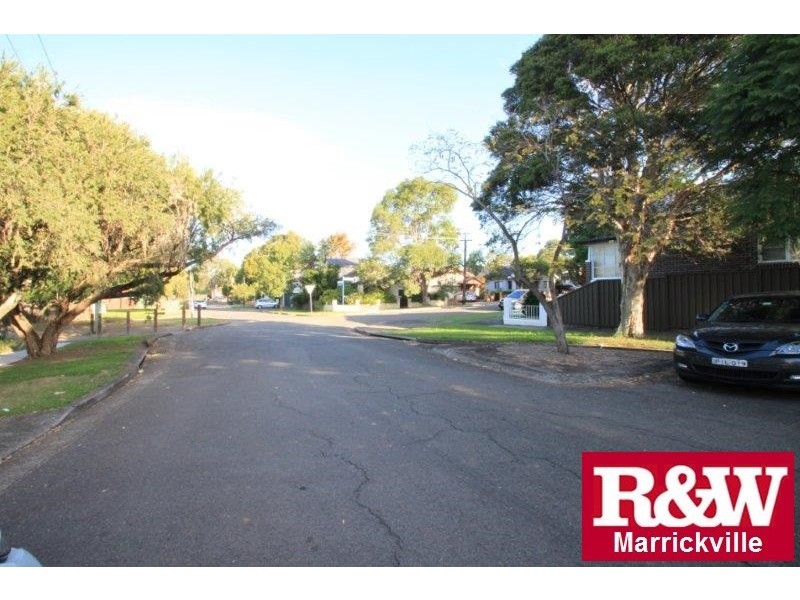 11 Lincoln Street, Campsie NSW 2194