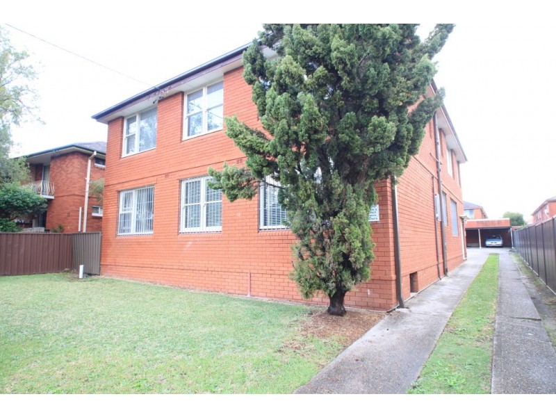 1/11 Dibbs Street, Canterbury NSW 2193