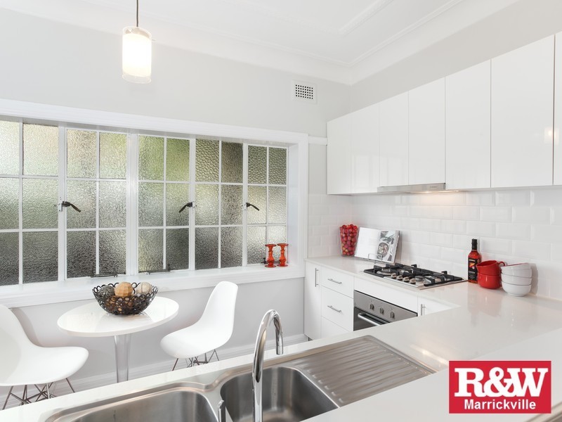 1/70 Ewart Street, Marrickville NSW 2204