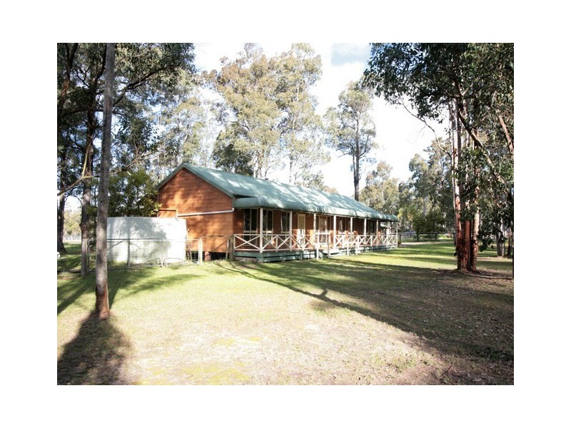 12 Holloway Drive, Jilliby NSW 2259