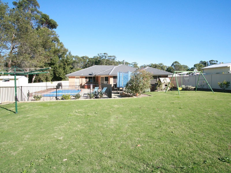 37 Jilliby St, Wyee NSW 2259