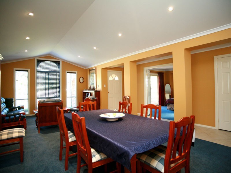 37 Jilliby St, Wyee NSW 2259
