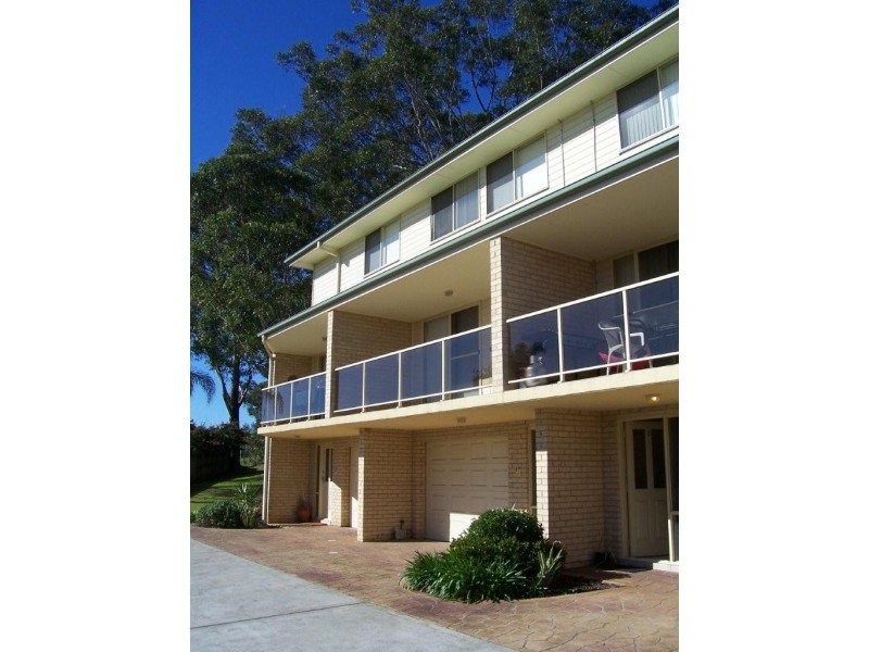 2/1 Gavenlock Road, Tuggerah NSW 2259