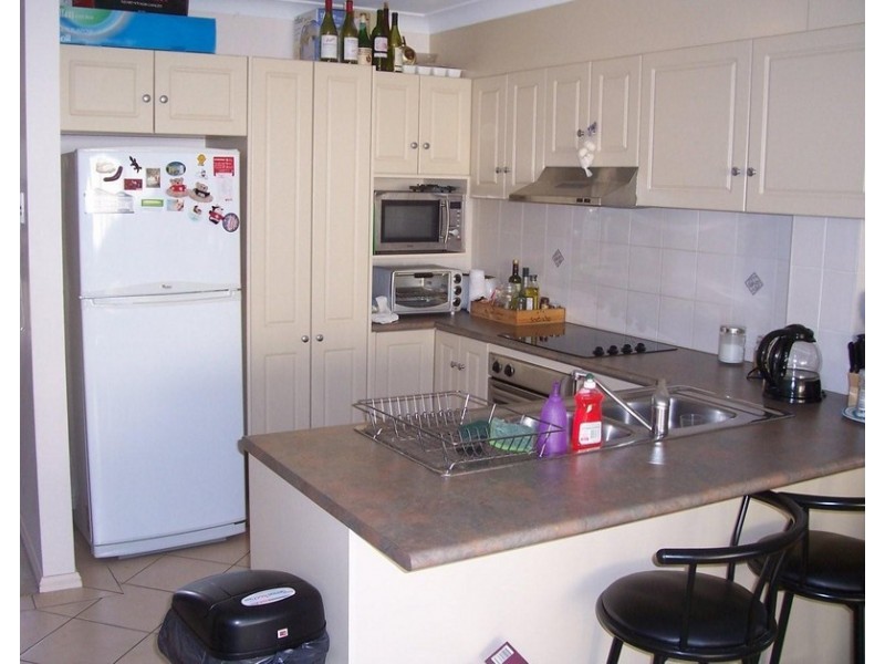 2/1 Gavenlock Road, Tuggerah NSW 2259