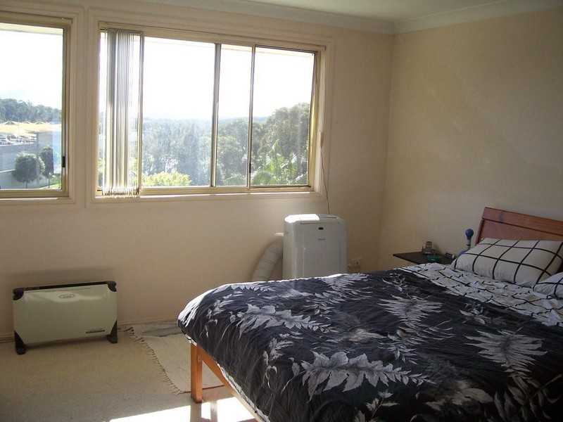 2/1 Gavenlock Road, Tuggerah NSW 2259