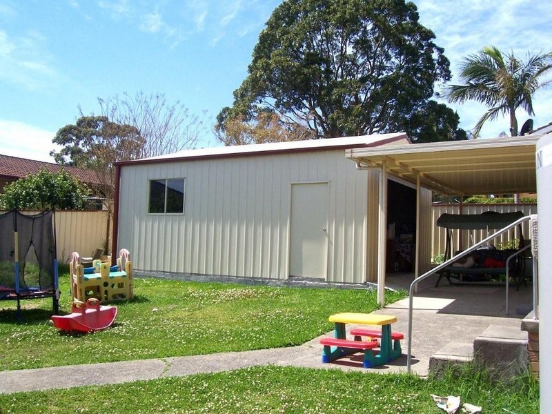 3 Morcombe Close, Gorokan NSW 2263