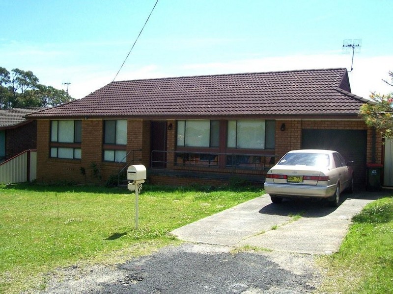 3 Morcombe Close, Gorokan NSW 2263