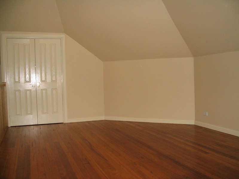 223 Wells Street, Erina NSW 2250