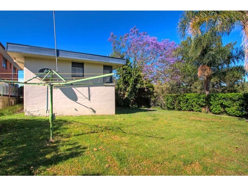 73 hilltop road, Wamberal NSW 2260