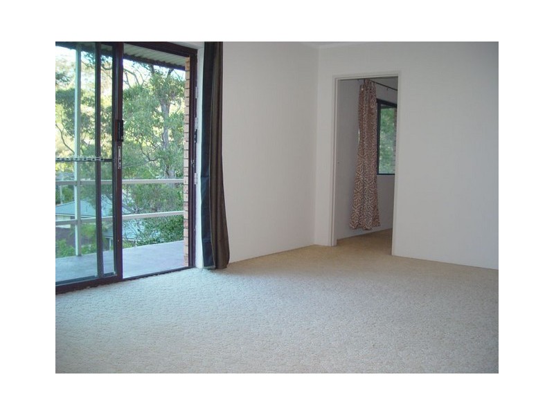 2/8 Parry Avenue, Terrigal NSW 2260