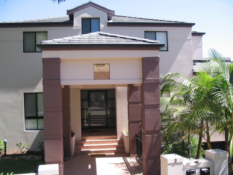 2/3 MAROOMBA ROAD, Terrigal NSW 2260