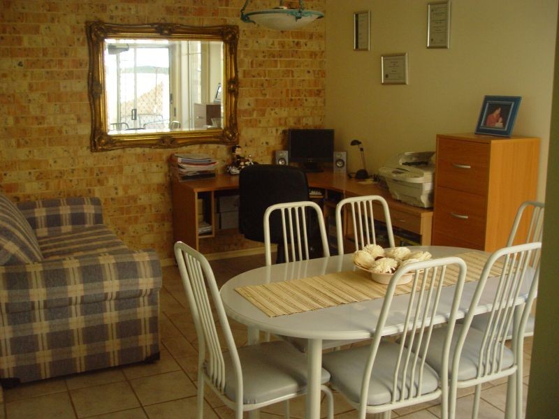8/15  Koolang Road, Green Point NSW 2251