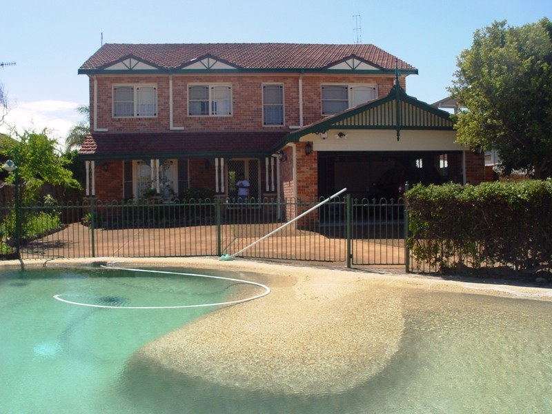 88 Bay Rd, Blue Bay NSW 2261