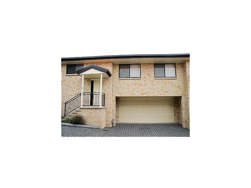 2/52 Wells, East Gosford NSW 2250