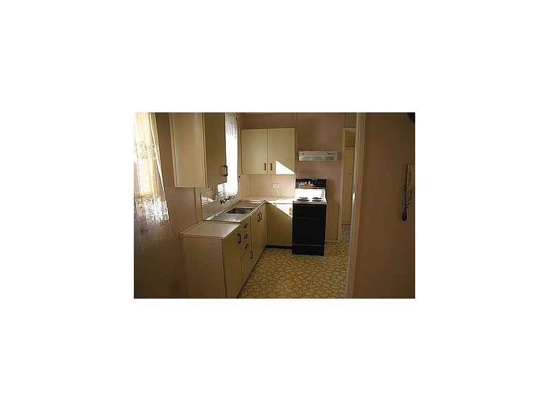 130 Glennie Street, Wyoming NSW 2250