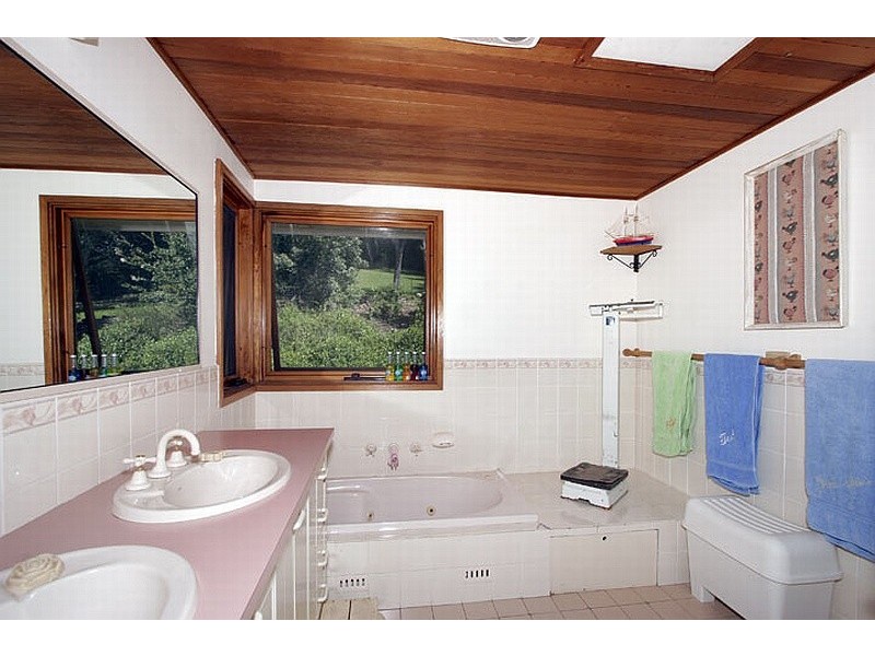 5787  Oak Rd, Matcham NSW 2250