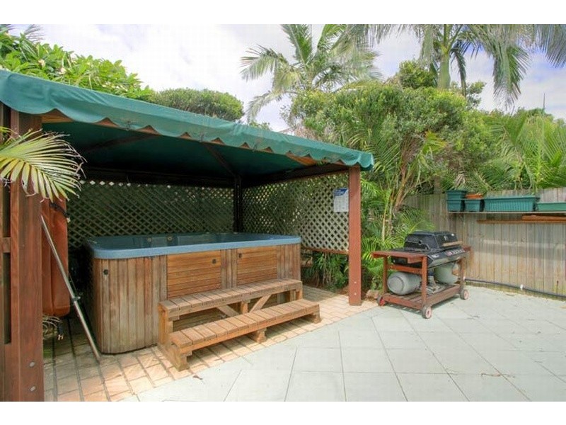 6 Renown St,, Wamberal NSW 2260